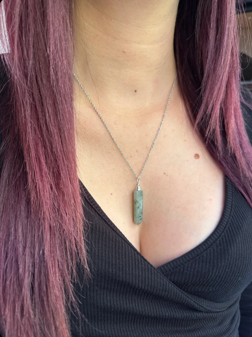 Pointe Labradorite - REF : C57