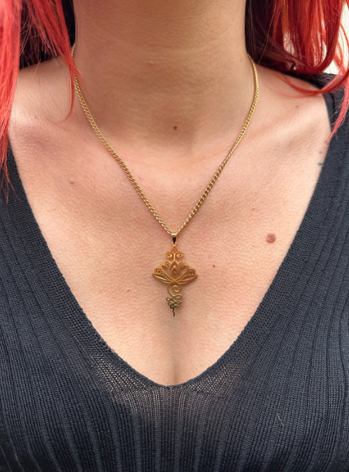 Lotus unalome doré - REF: C09